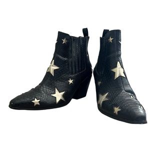 Betsy Johnson Izak Superstar Boots